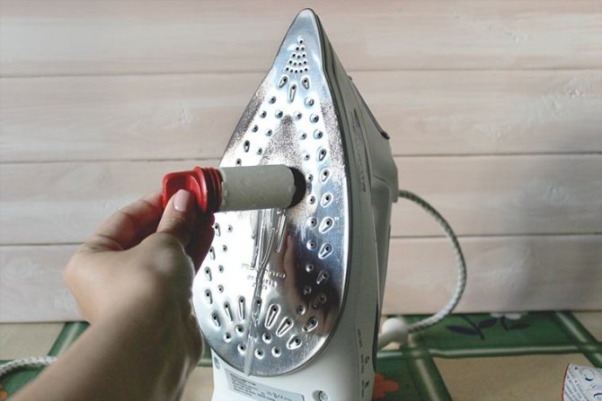 Cleaning the iron