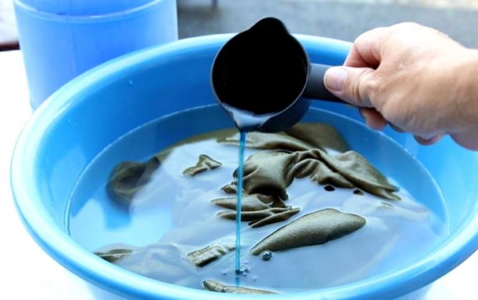 Adding solvent when soaking