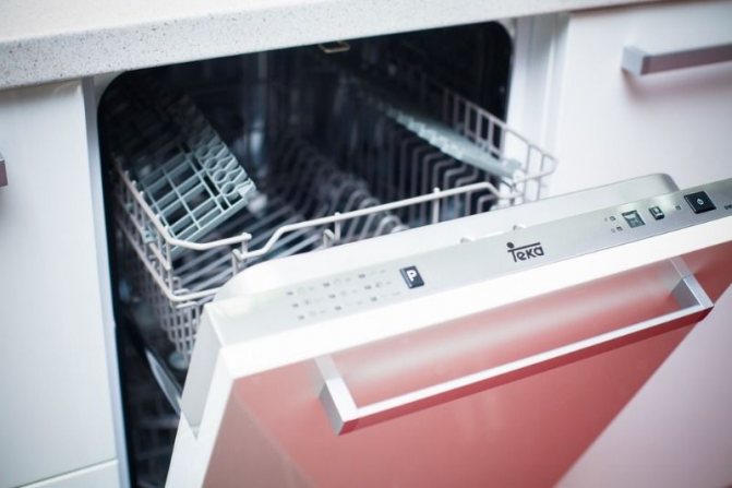 Photo of a dishwasher with a hinged furniture facade and hidden controls