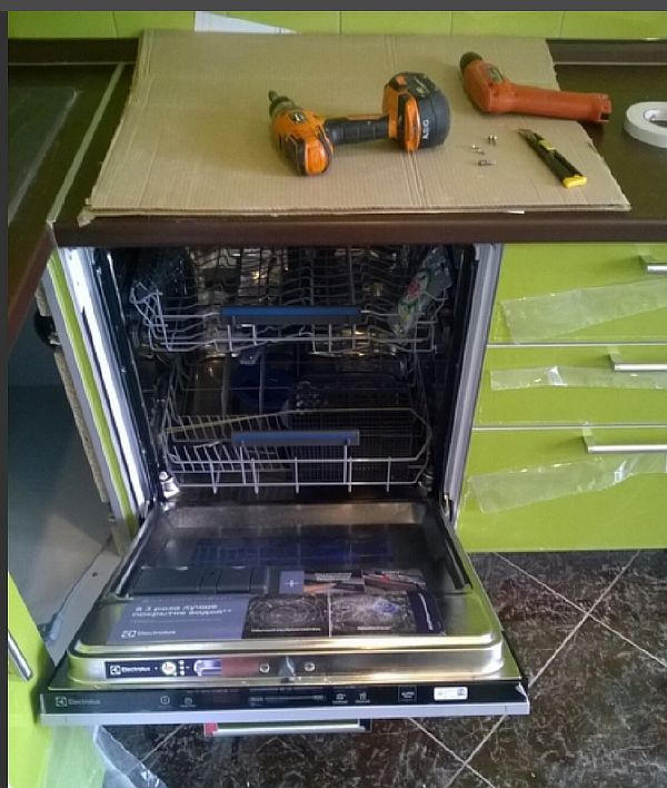 Photo - Built-in dishwasher