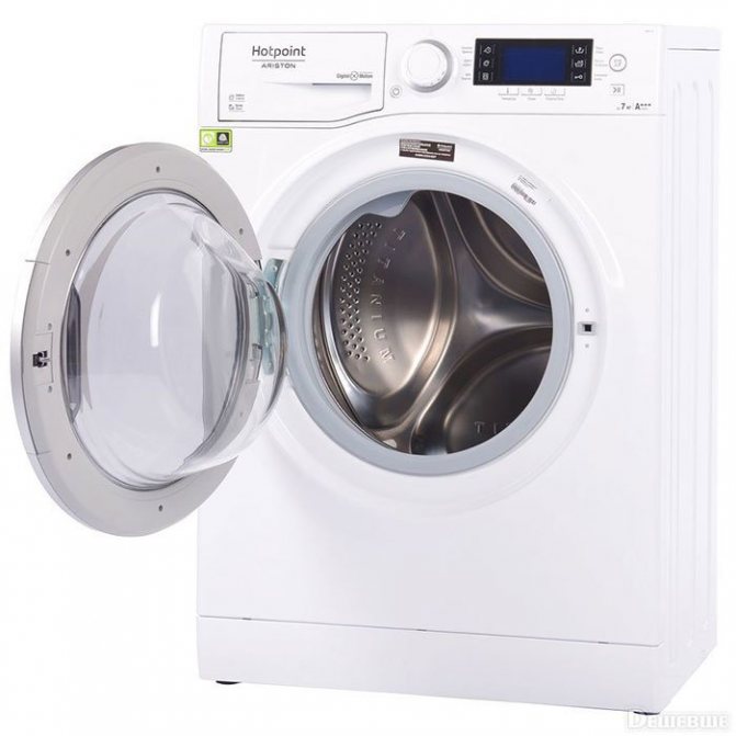 Hotpoint Ariston RSPD 723 D - 5th place in the ranking of the best top-loading washing machines