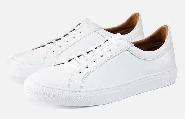how to clean white canvas sneakers manually with baking soda and peroxide