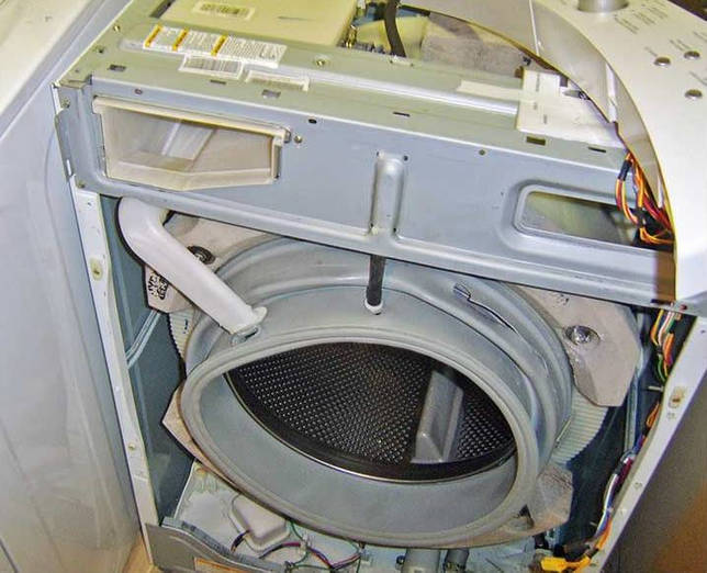 How to remove the drum on a washing machine?