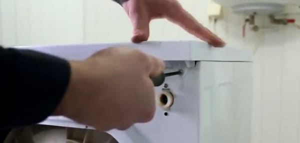 Как снять верхнюю крышку стиральной машины