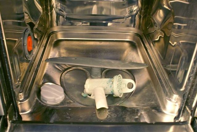 Как устранить ошибку I30 в посудомоечной машине Электролюкс