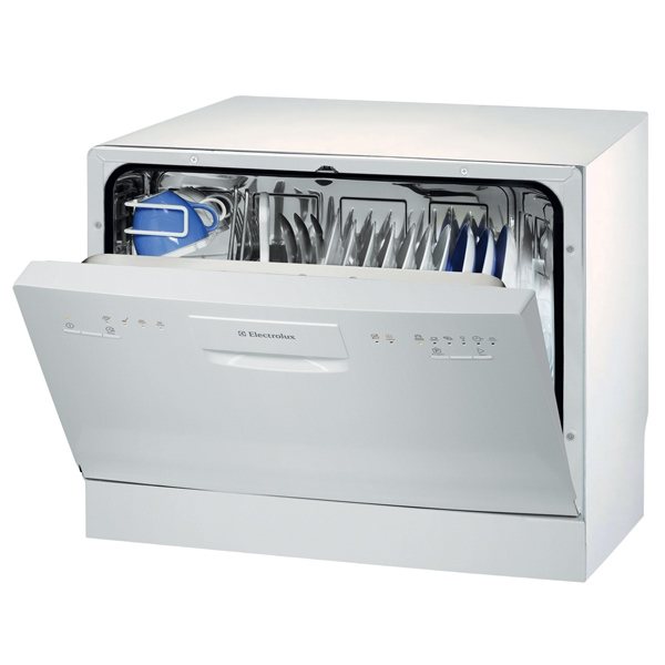Compact built-in dishwasher for small families and daily use