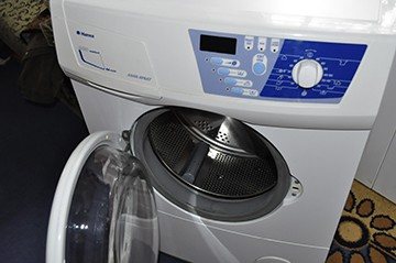 Washing machine Hansa