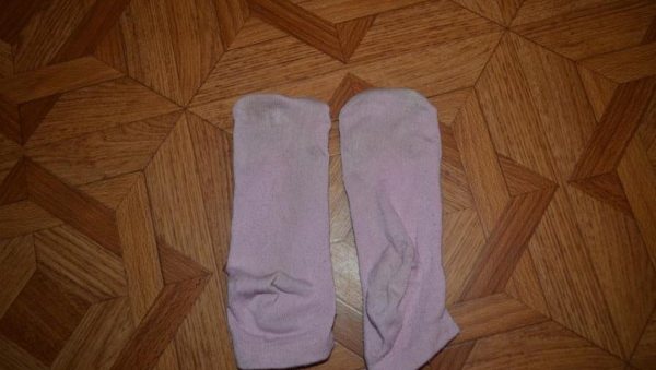 Socks after washing with an ultrasonic machine (1 hour)