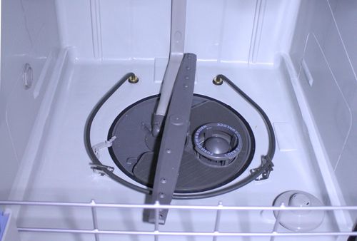 Error E22 in a Bosch dishwasher may occur due to a clogged spray arm.