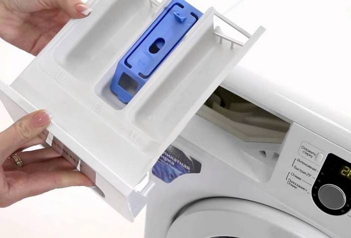 Washer tray compartments