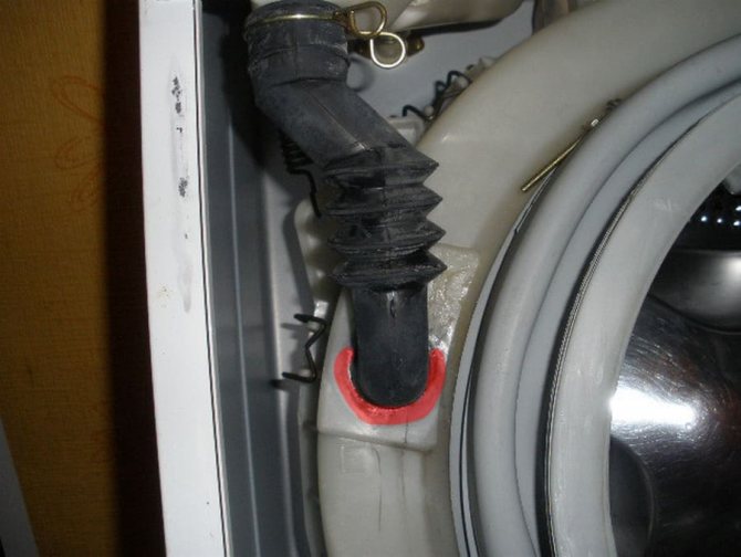 патрубок стиральной машины