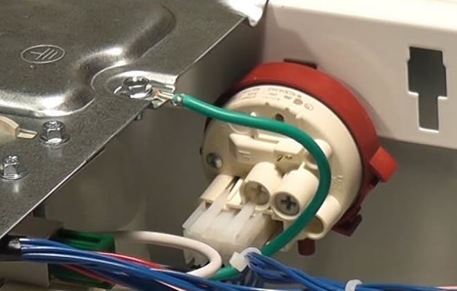 Failure of the pressure switch in the washing machine