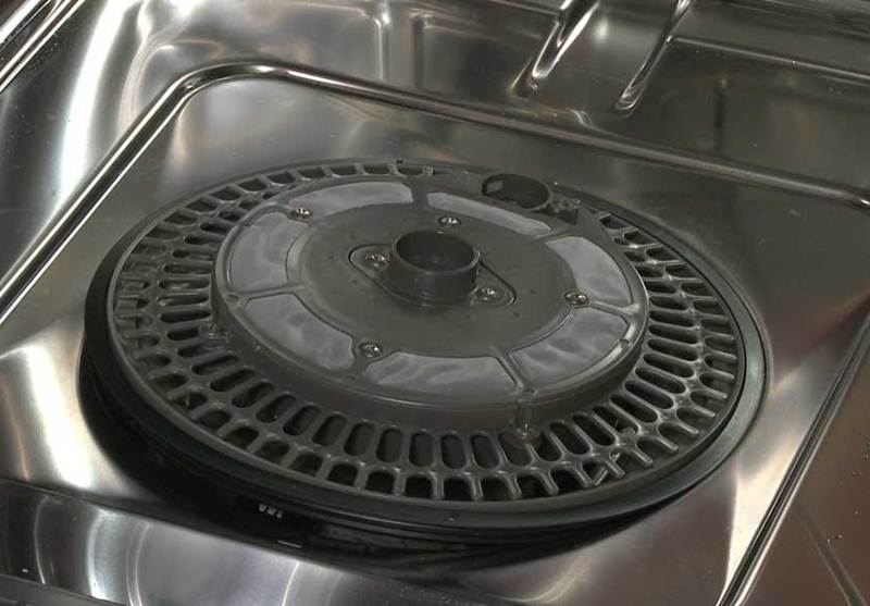 Посудомойка бош не сливает воду что делать