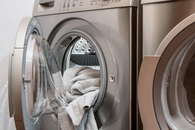 correct loading of laundry into the washing machine