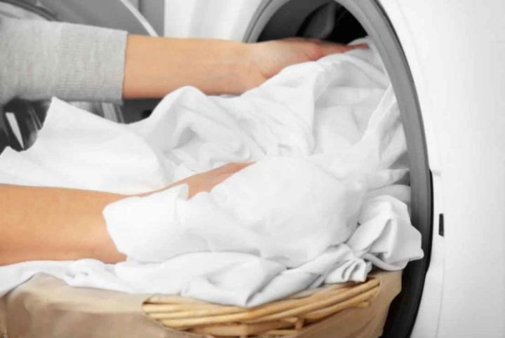 Correctly loading the washing machine with bed linen