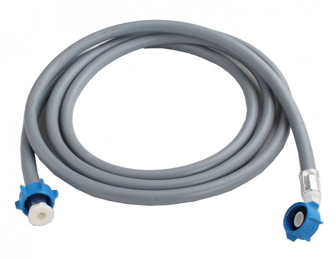 When choosing an inlet hose, consider the distance from the washing machine to the water supply pipe