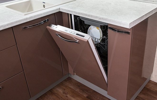 Example of a narrow dishwasher
