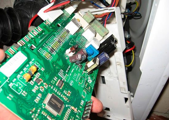 Problems with electronics in the washing machine, control unit failure