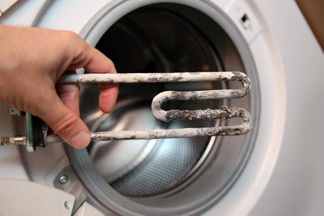 Расшифровка ошибки E40 на стиральной машине Электролюкс: причины неисправности, способы устранения