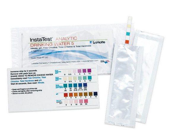 Test strips for determining water hardness