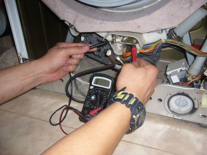 Testing the heating element with a multimeter