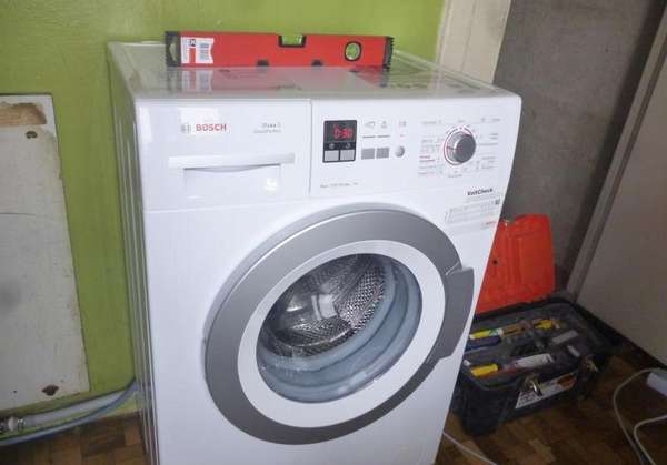 Installation of a Bosch washing machine
