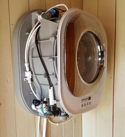 The device of a wall-mounted mini washing machine
