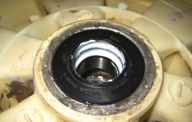 Replacing the bearing in the washing machine