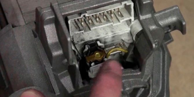 replacing motor brushes