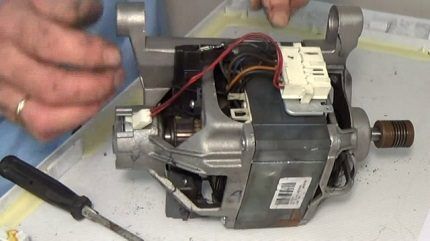 Замена щеток электродвигателя стиральной машинки